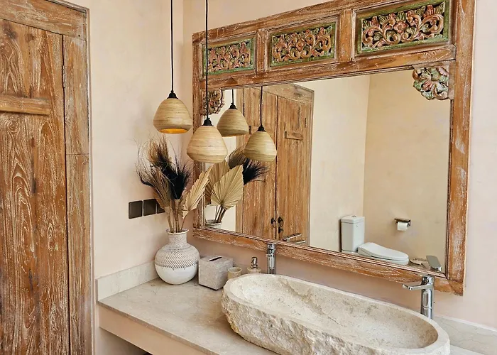 Diyara - 6000 Sq Ft Private New - Big Pool And Spacious Garden *